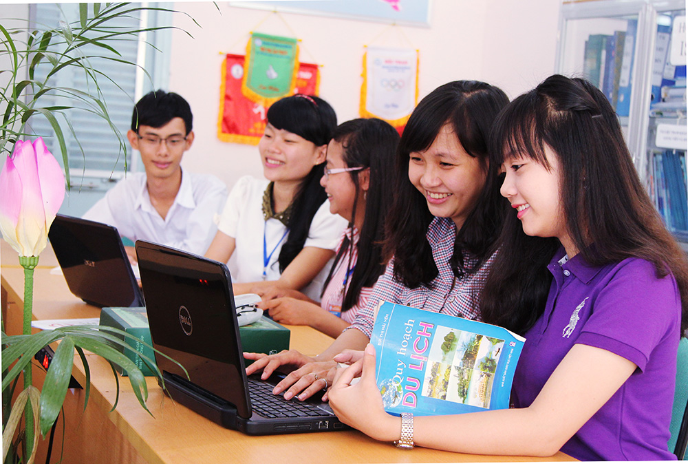 Xét tuyển ngành Văn hóa Du lịch khối C